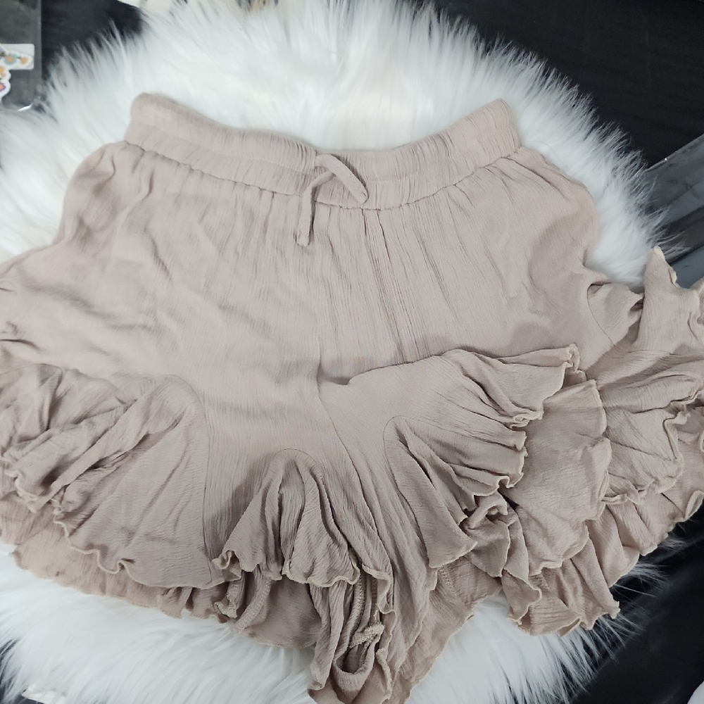 Grace Women's Ruffled Tan Shorts